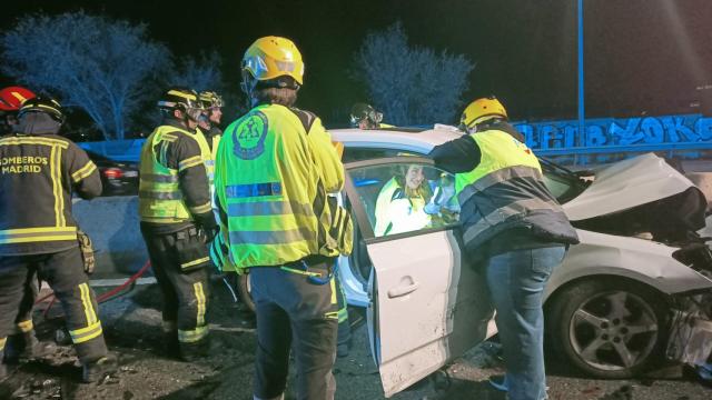 Los sanitarios en la M-14.