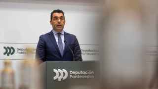 Luis López.