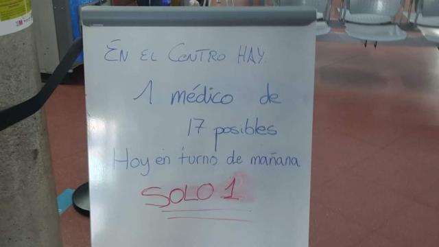 Cartel del Centro de Salud Parque Europa, en Pinto.