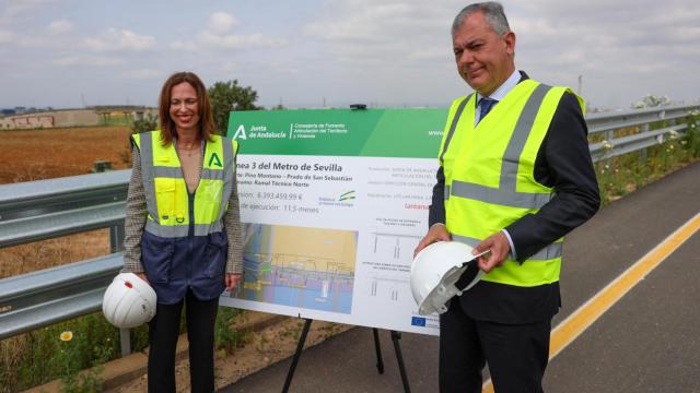 El alcalde y la consejera, este miércoles en las obras del Metro.