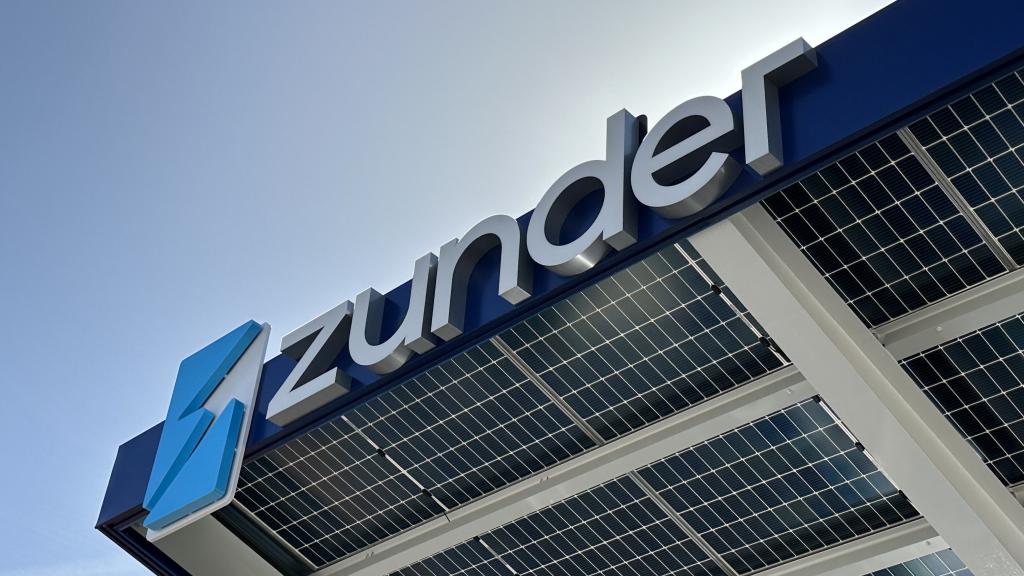 Estación de carga de Zunder en Aranda de Duero (Burgos).