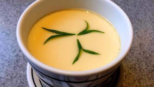 Huevos sedosos, la receta del flan salado chino que es la última tendencia en Internet