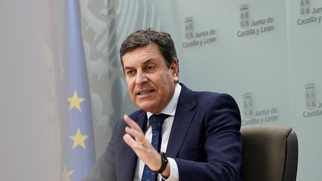 El portavoz de la Junta, Carlos Fernández Carriedo, durante la rueda de prensa posterior al Consejo de Gobierno, este jueves.