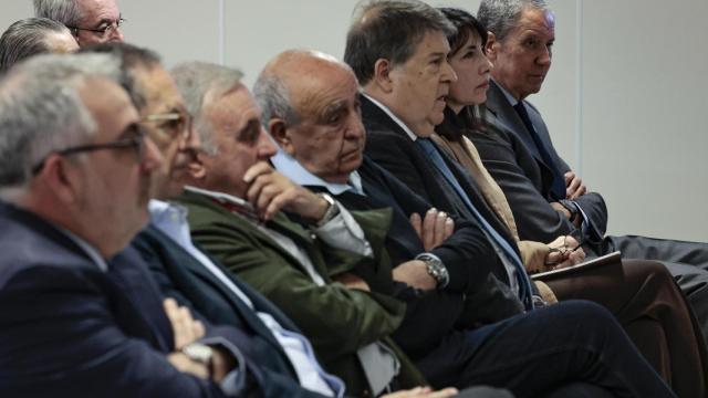 Zaplana y el resto de acusados en el inicio del juicio.