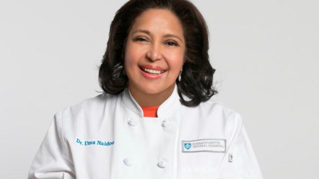 Uma Naidoo, psiquiatra nutricional de Harvard.