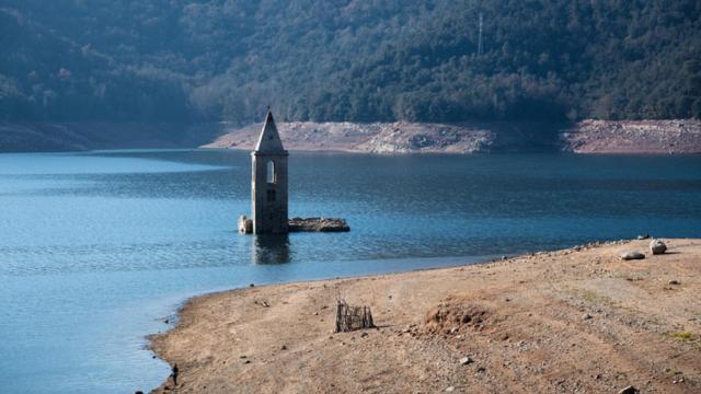 La política del agua necesita luces largas, evitemos los bandazos