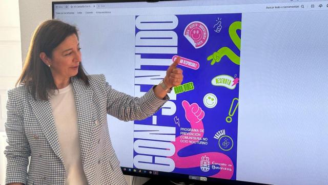 La alcaldesa, María Barral, presenta el programa.