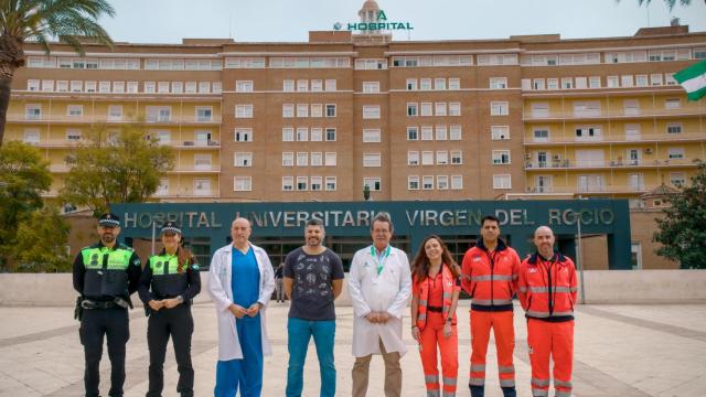 Ocho personas participaron en la cadena de supervivencia que salvó a este turista.