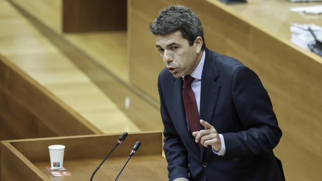 El presidente de la Generalitat Valenciana, Carlos Mazón, este miércoles en las Cortes Valencianas