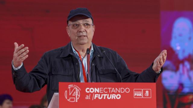 El expresidente de la Junta de Extremadura Guillermo Fernández Vara, el 23 de marzo de 2024 en el Congreso regional del PSOE.
