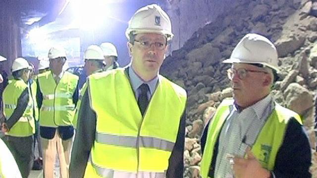 Alberto Gallardón con Manuel Melis, el ingeniero-inventor del soterramiento de la M-30.