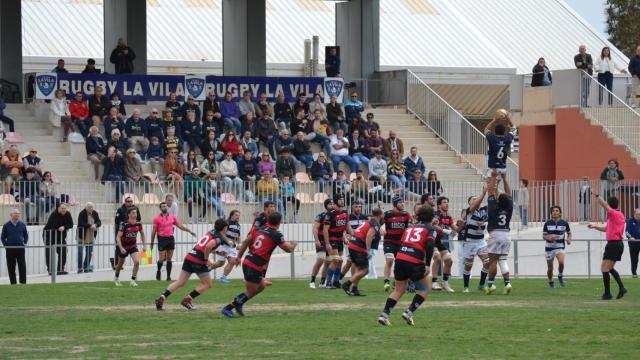 Huesitos La Vila se complica el camino hacia el ascenso tras perder ante el Sant Cugat (12-46)