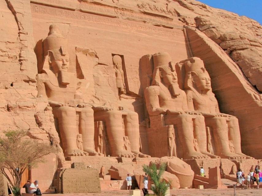 Templo de Abu Simbel o de Ramsés II, Egipto.