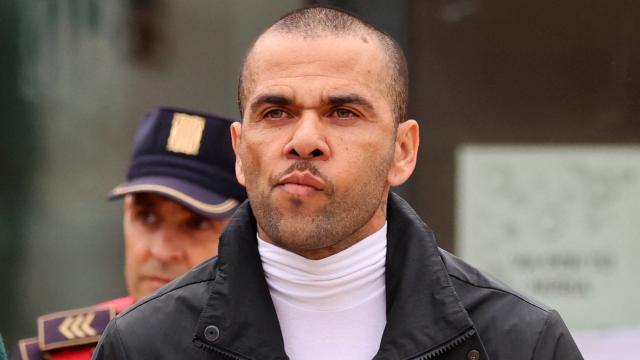 Dani Alves, durante su salida del centro penitenciario Brians 2