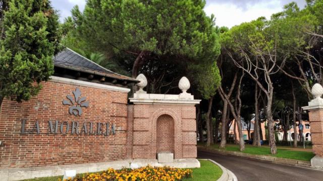 Entrada a La Moraleja, en Alcobendas (Madrid).