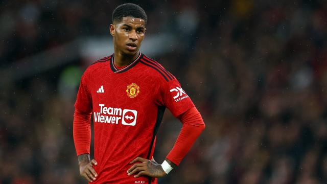 Marcus Rashford, con gesto serio.