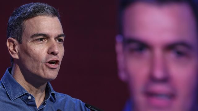 Pedro Sánchez en un acto de partido
