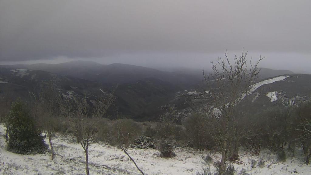 Foto de archivo: Nieve en Os Ancares.