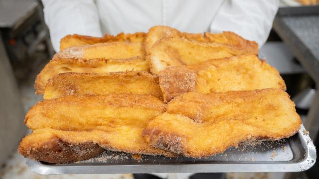 Torrijas del Obrador y Confitería Santo Tomé de Toledo.