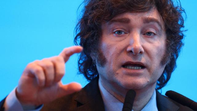 El presidente de Argentina, Javier Milei, habla durante un evento empresarial en Buenos Aires, Argentina, 26 de marzo de 2024.