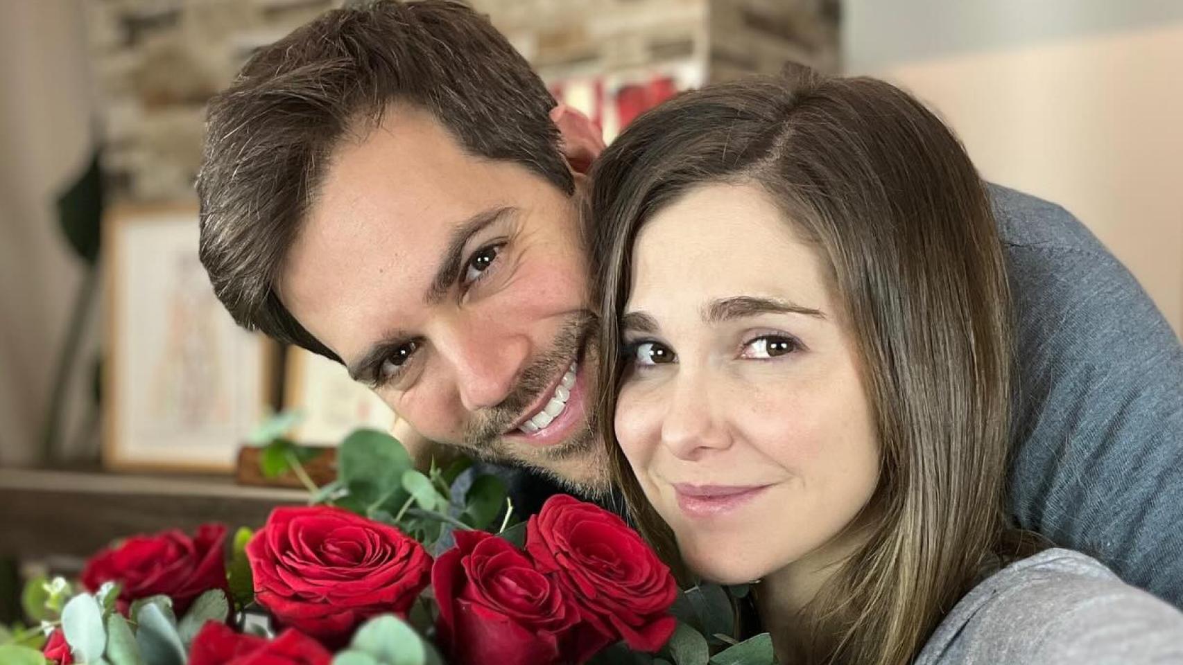 Imágenes del día: el emotivo mensaje de Natalia Sánchez el día de su 34 cumpleaños y el gesto de su marido, Marc Clotet
