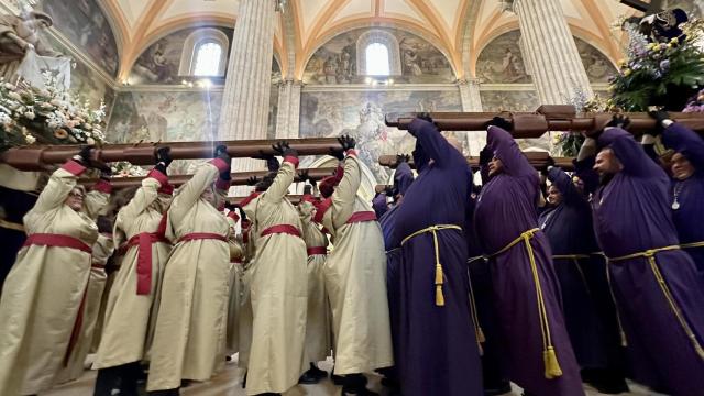 Procesión del Encuentro de Albacete en el interior de la Catedral