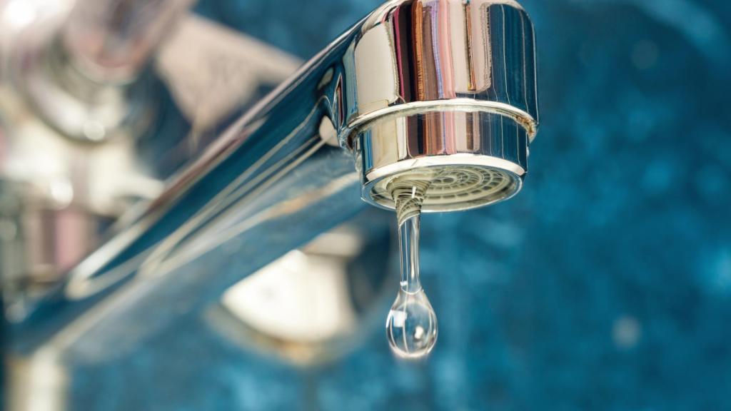 Ahorrar agua y reutilizarla es clave.