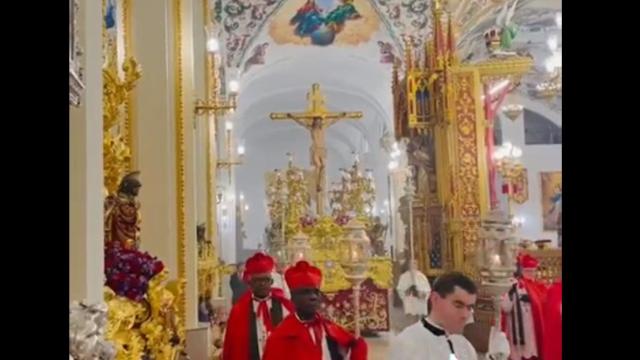 Procesión en la Iglesia Palmariana