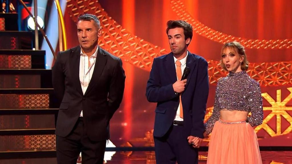 Jesús Vázquez, Bruno Vila y Marta Blanco en 'Bailando con las estrellas'.