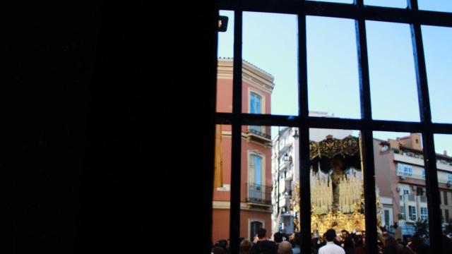 Las mejores imágenes del Viernes Santo | La lluvia truncó el final de la Semana Santa de Málaga