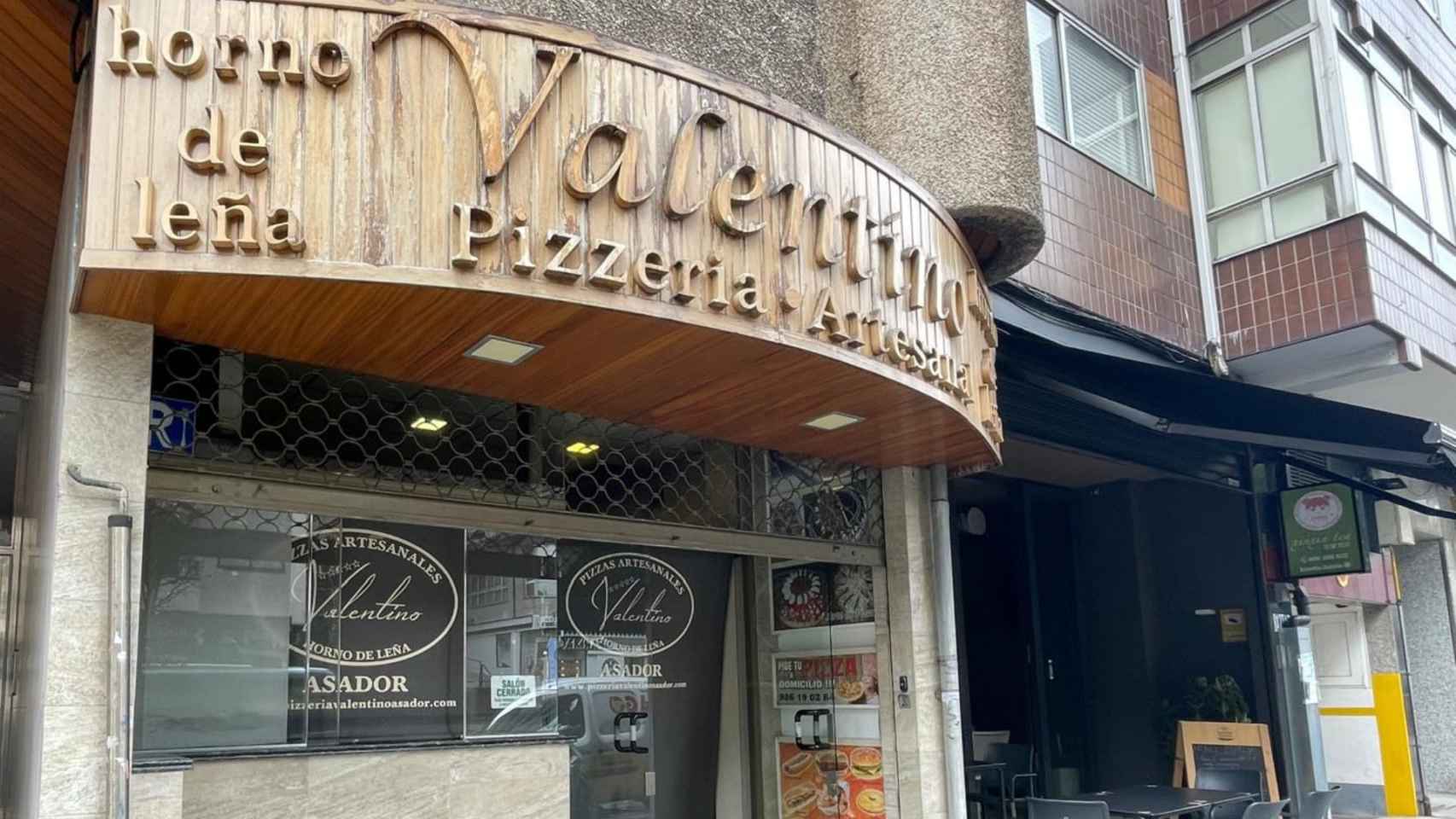 Fachada del asador Valentino tras el incendio.