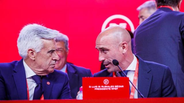 Pedro Rocha y Luis Rubiales.