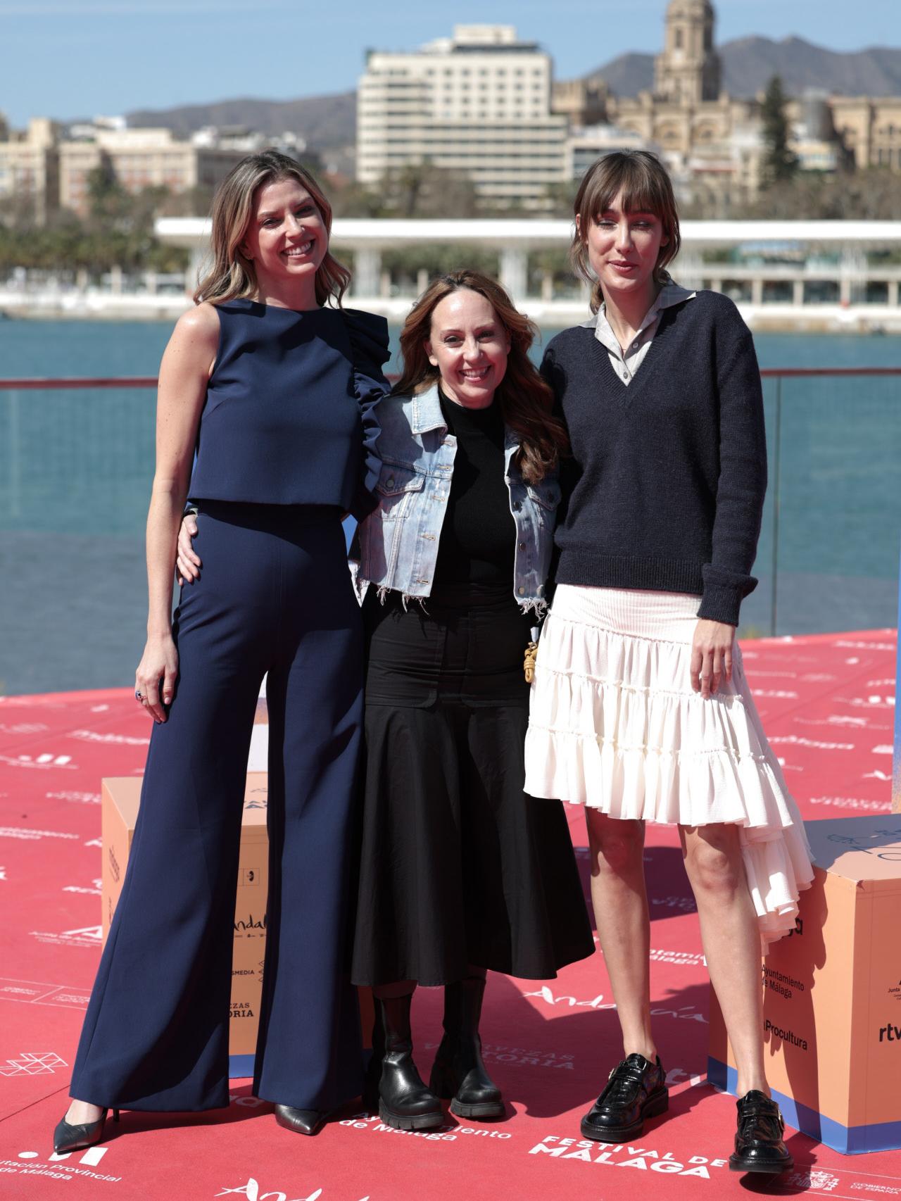 Laura Aleva, Almudena Amor y Amanda Goldsmith.