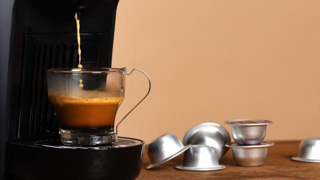 Convierte tu cafetera en una Nespresso con el accesorio que arrasa en España: el más valorado y barato