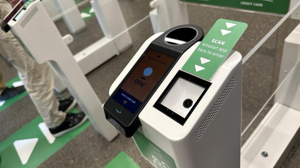 registro en la entrada de Amazon Go