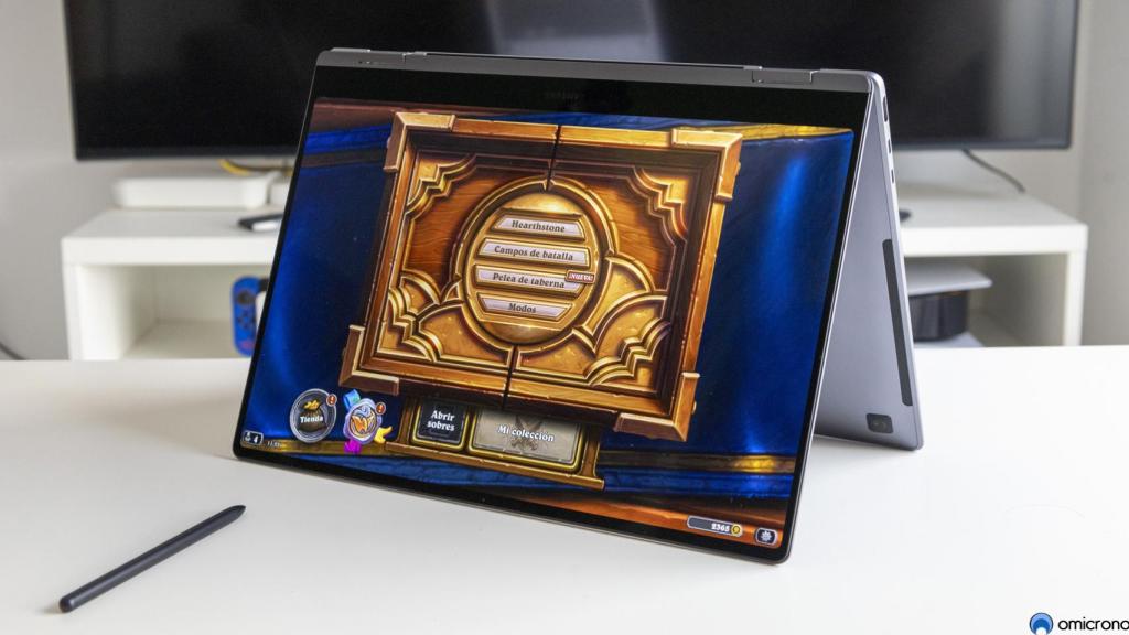 Galaxy Book4 Pro 360 ejecutando 'Hearthstone'.