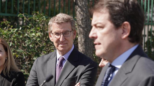 El presidente del PP, Alberto Núñez Feijóo, visita el Centro de Educación “El Corro”, con motivo del Día Mundial de Concienciación sobre el Autismo, junto al presidente de la Junta, Alfonso Fernández Mañueco