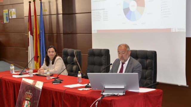 Julián Garde ha cumplido el 77 % de su programa en su tercer año al frente de la UCLM