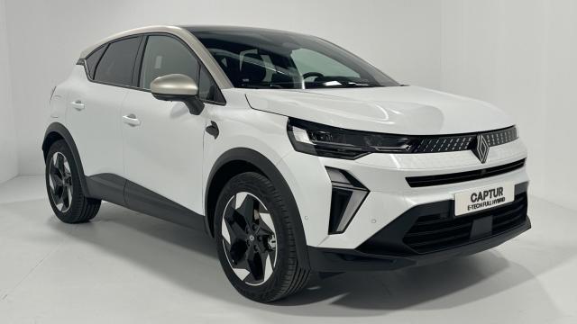 Renault Captur acabado techno.