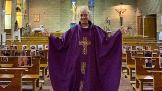 Javier Sánchez, el sacerdote que ha muerto en Zaragoza.