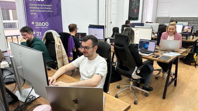 Una parte de los empleados de Brite Payments en la oficina de Málaga.