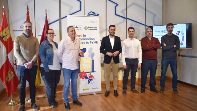 El diputado de Empleo, Desarrollo Económico y Reto Demográfico, Roberto Migallón,presenta las nuevas acciones de la Red Acelera Pyme Rural