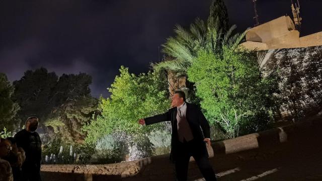 Vicente de Ramón ejerce de guía en estas visitas teatralizadas del Castillo de Santa Bárbara.