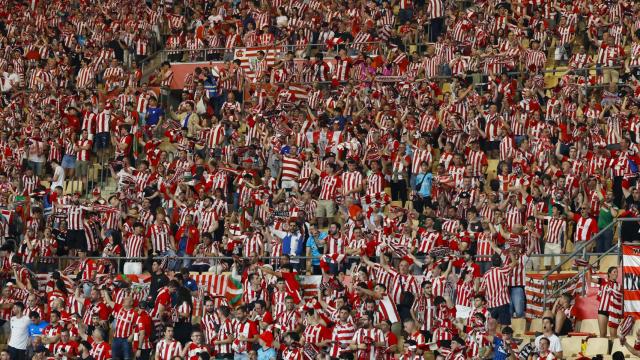 Afición del Athletic Club en el Estadio de La Cartuja.