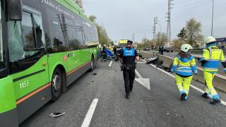 Imagen del lugar del accidente tras la llegada de los servicios de emergencias.