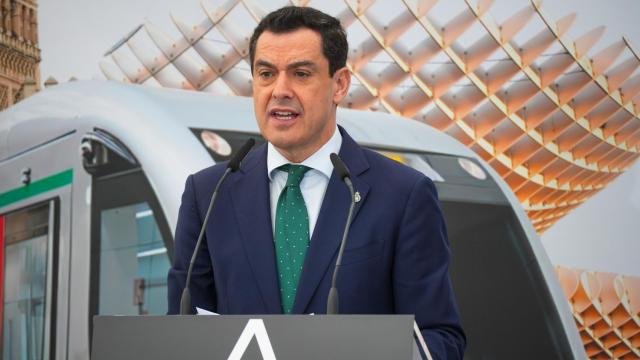 El presidente de la Junta, Juanma Moreno, este lunes en Sevilla.