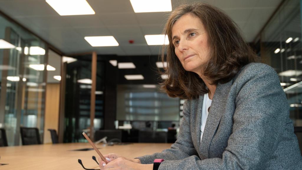 María Malaxechevarria, inmersa en la conversación.
