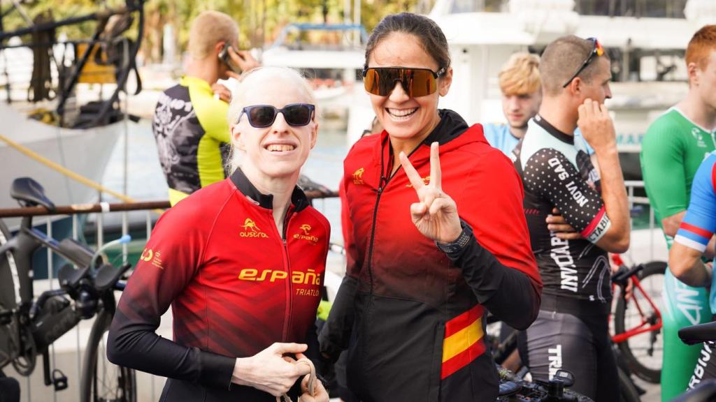 Susana Rodríguez junto guía Sara Pérez, el tándem imparable.