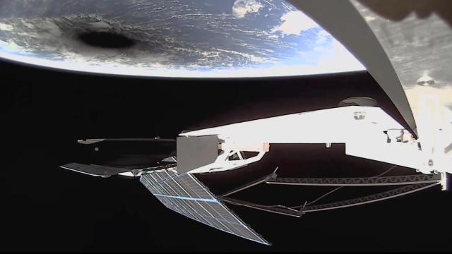 La sombra de la Luna en la Tierra desde un satélite de Starlink