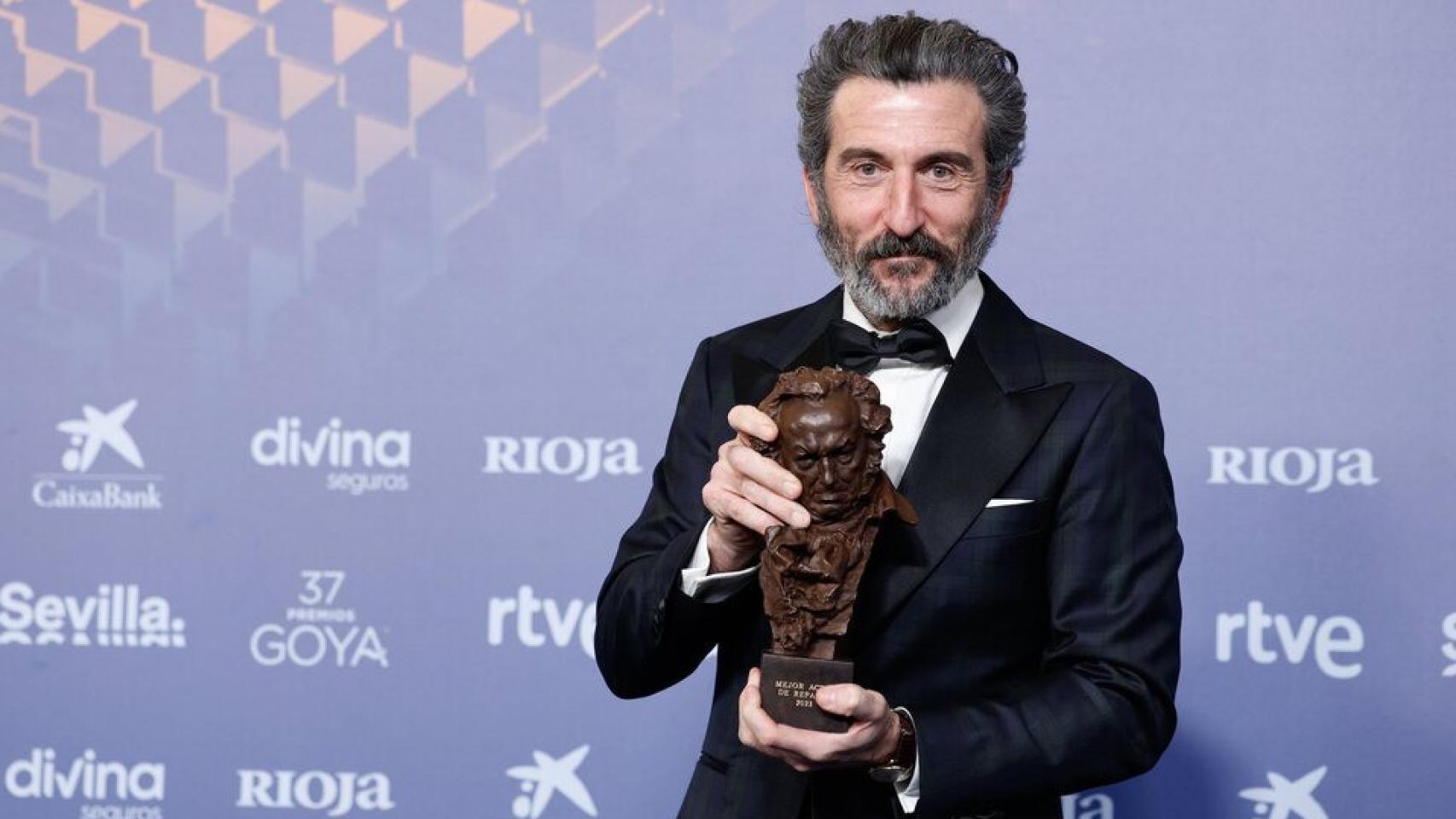 Luis Zahera con el Goya a Mejor Actor de Reparto por As Bestas
